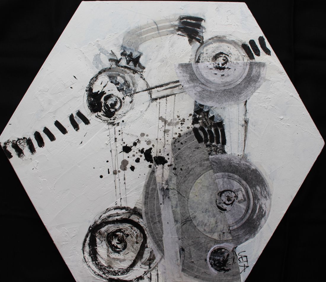 New Music
600x600
Mixed Media

525